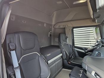 XF 530 8x2 / HMF 9520 K8 / NIEUW!